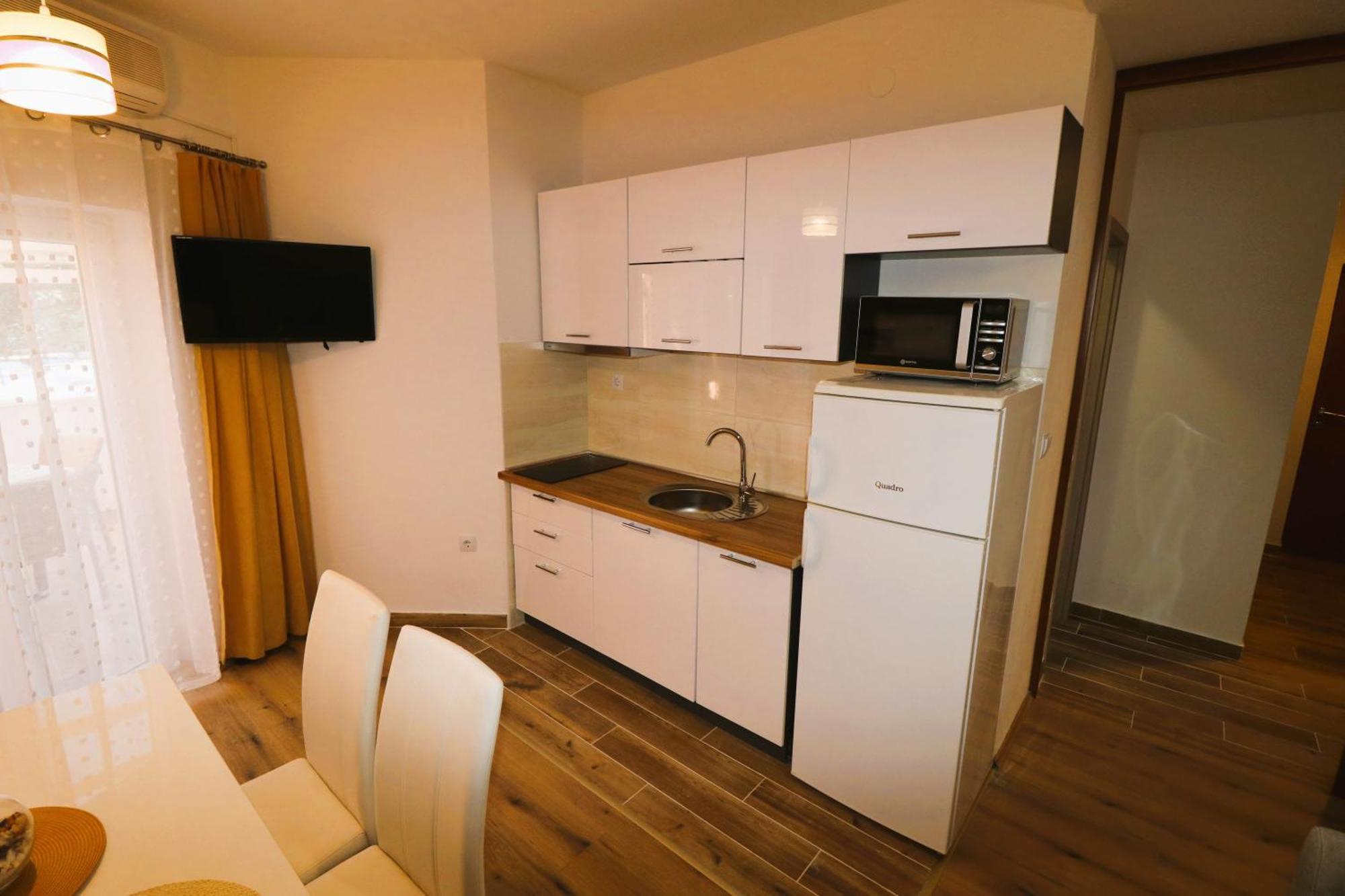 Apartmani Bilokapic Primošten Екстериор снимка